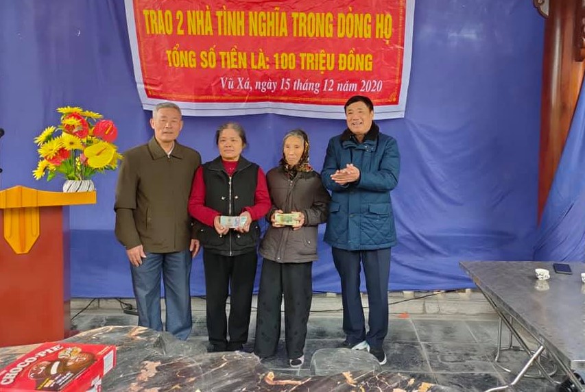 “Ông Tiến từ thiện”